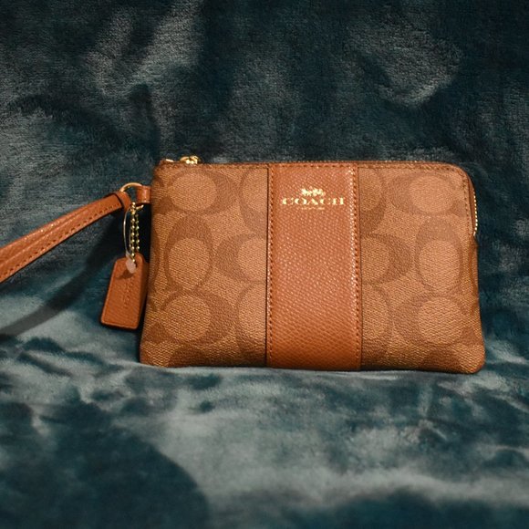 Coach Handbags - Coach Signature Leather Tan/Khaki Wristlet - NWOT